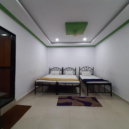 Hotel Queen Queen Sea Calangute Kültér fotó