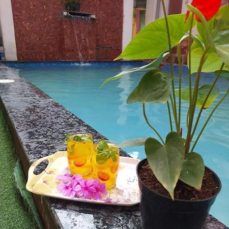 Hotel Queen Queen Sea Calangute Kültér fotó