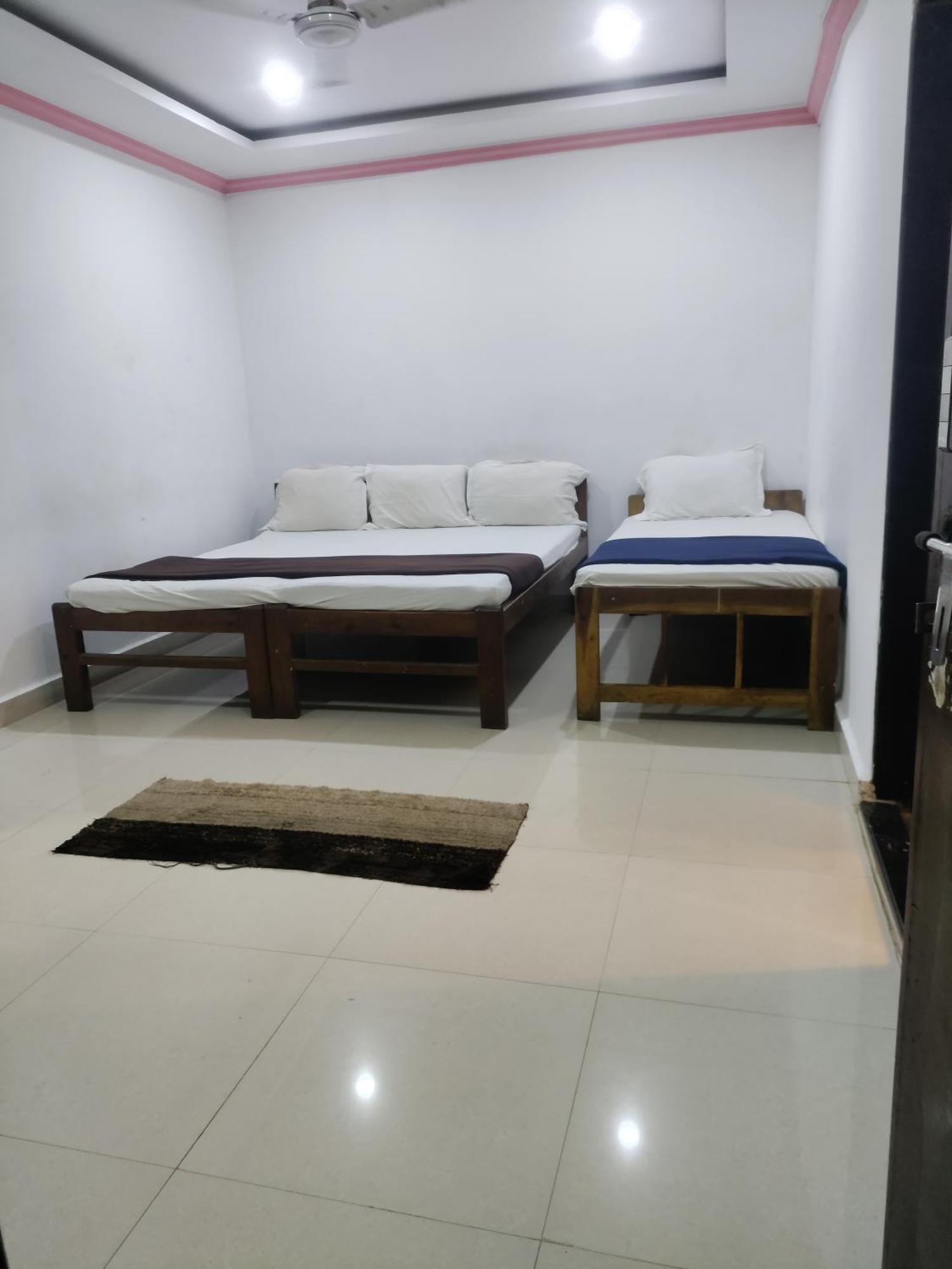Hotel Queen Queen Sea Calangute Kültér fotó